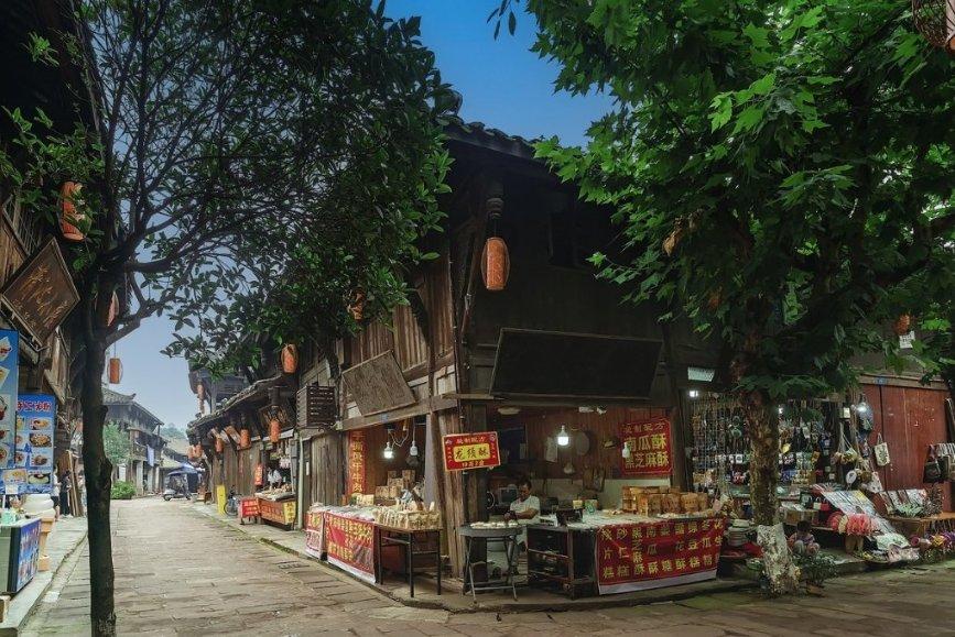 恒生医药ETF盘中跌超5%,药明康德跌停,成交额已超28亿